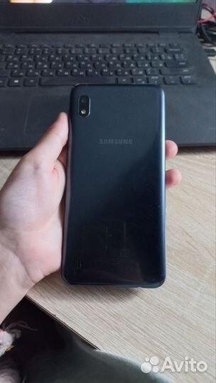 Samsung Galaxy A10, 2/32 ГБ