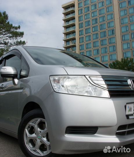 Honda Stepwgn 2 CVT, 2010, 220 000 км