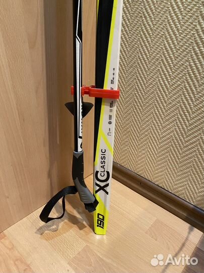 Лыжные ботинки, лыжи и палки nordway