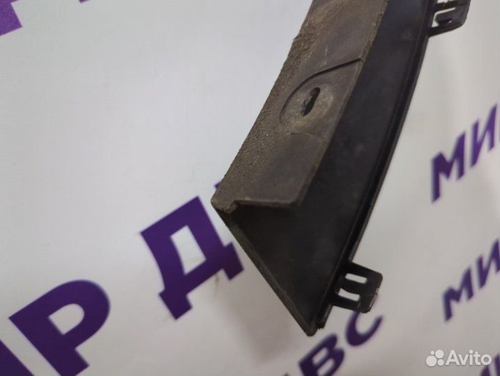 Молдинг на крыло передний левый Bmw X5 E70 N55