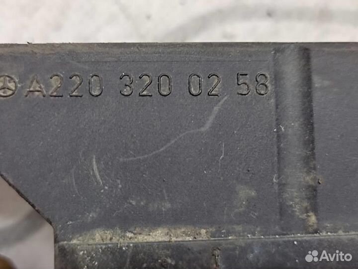 Блок клапанов пневмоподвески w220 S-class 113.9