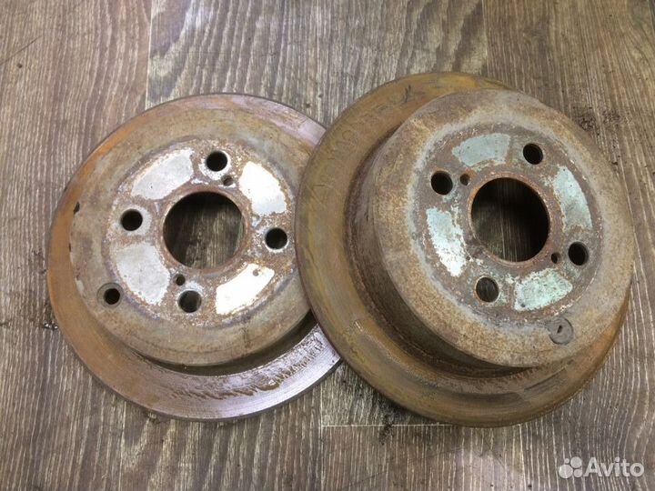 Диски тормозные задние Toyota Corolla E12 120