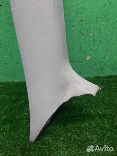 Обшивка правой стойки Peugeot 407 (6E) 2007