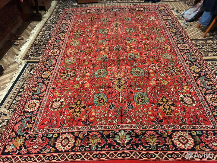 Ковер шерстяной в отличном состоянии