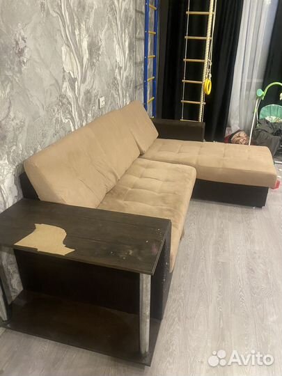 Угловой диван
