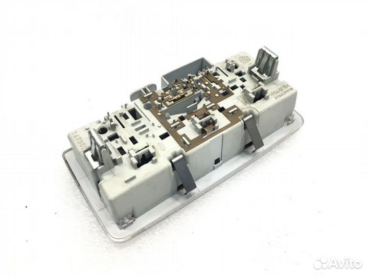 Плафон салона Chevrolet Cruze хетчбек 1.6 2012