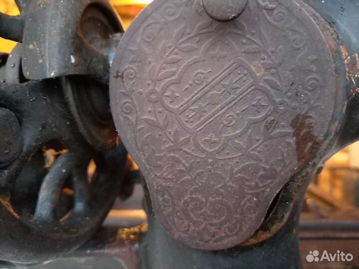 Швейная машинка