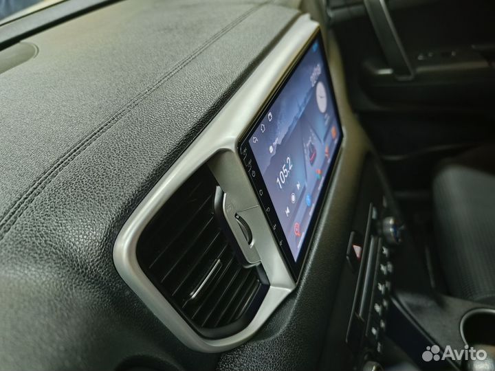 Установка автомагнитолы, камеры заднего вида и GPS