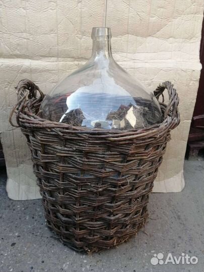 Бутыль стеклянный с корзиной 30л