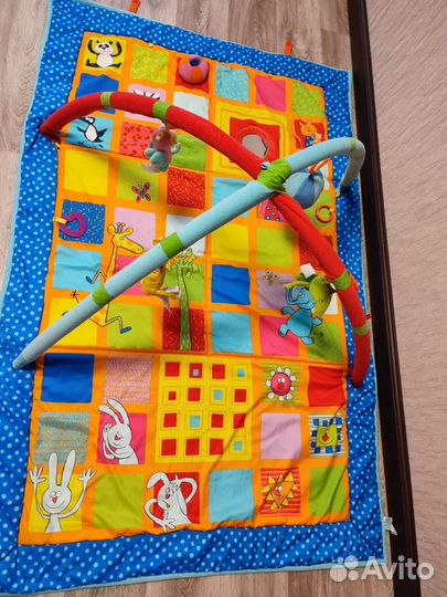 Развивающий коврик tiny love