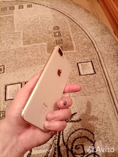 iPhone 8 Plus, 64 ГБ