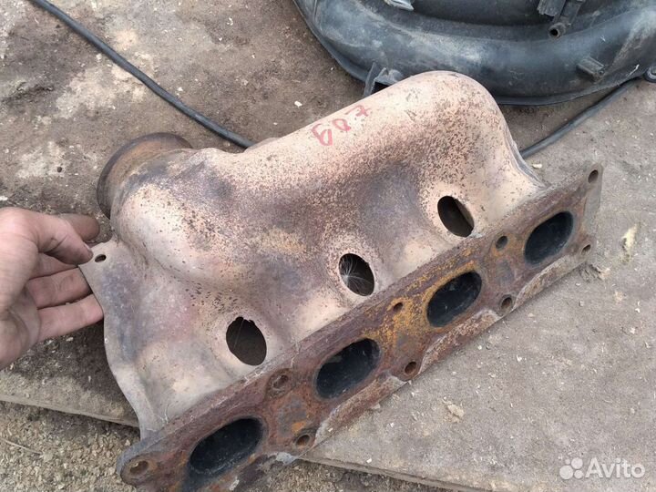 Коллектор выпускной впускной пежо 607