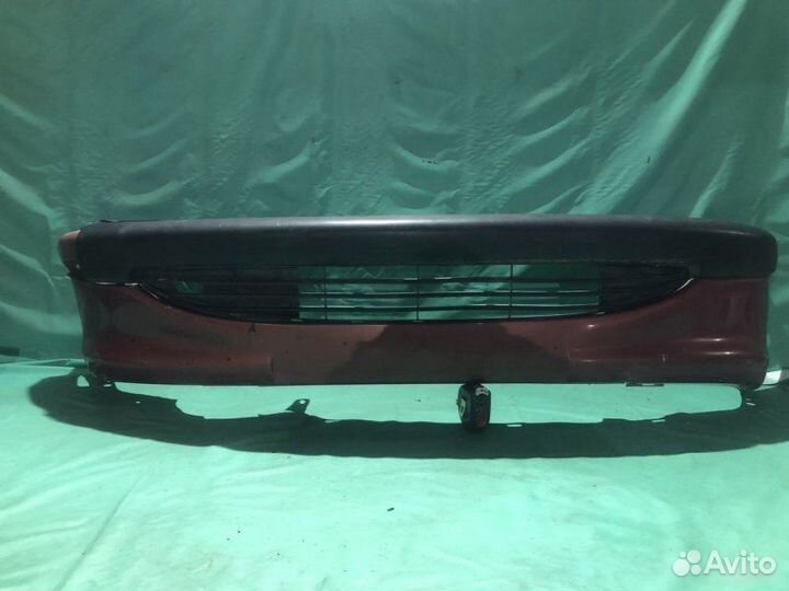 Бампер передний Peugeot 206