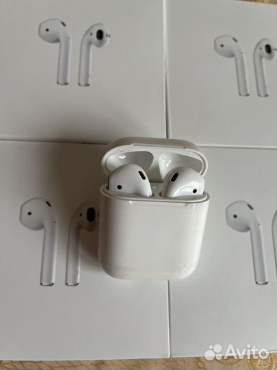 Airpods 2 (модель :A2031 ) Правый и Левый