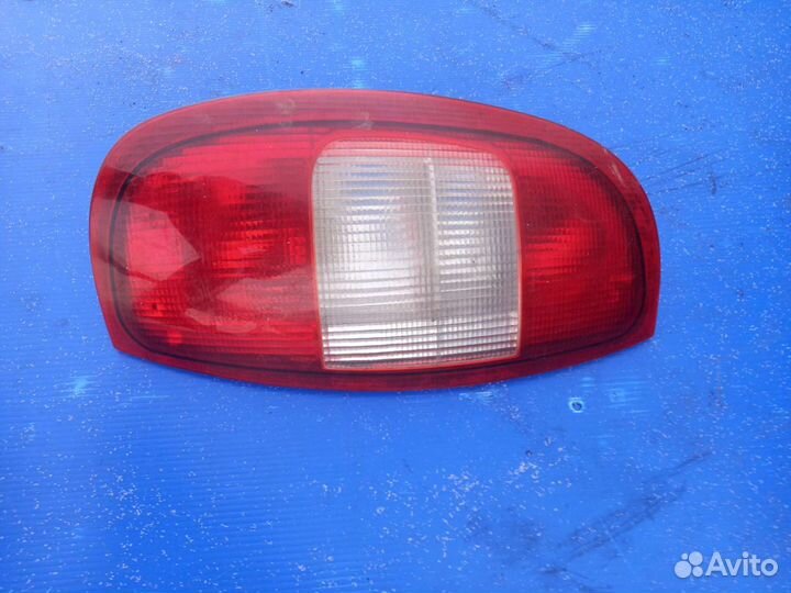 Фонарь задний левый Chevrolet Niva