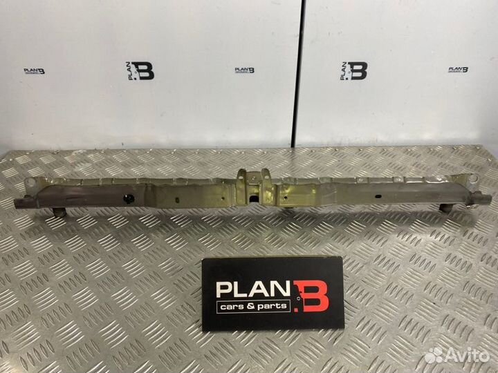 Планка радиатора передняя Toyota Rav4 30 2009