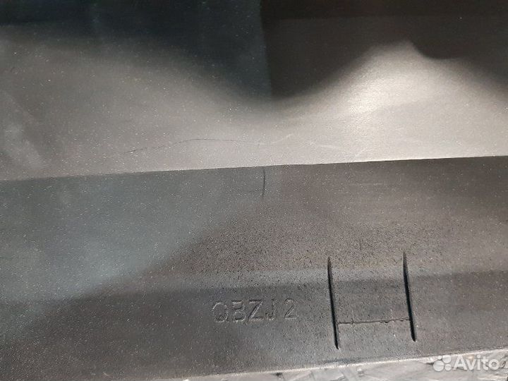 Накладка на бампер передняя Lexus Lx570 2017