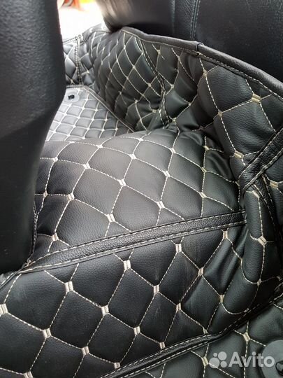 Стёжка, вышивка на ткани