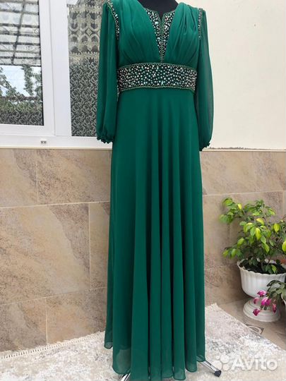 Вечернее платье
