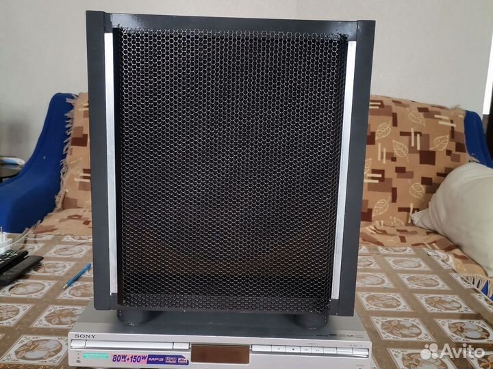 Сабвуфер на 200вт