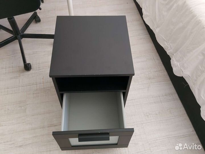Тумба прикроватная IKEA бримнэс