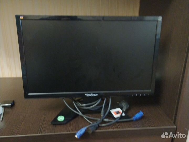 Монитор 22 Viewsonic