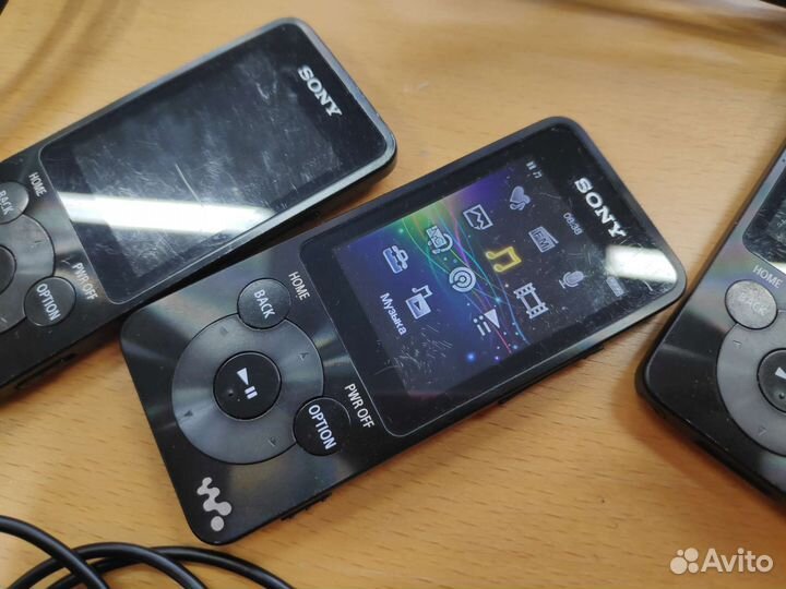 Mp3 плеер sony nwz e584 8gb + наушники mdr nc031