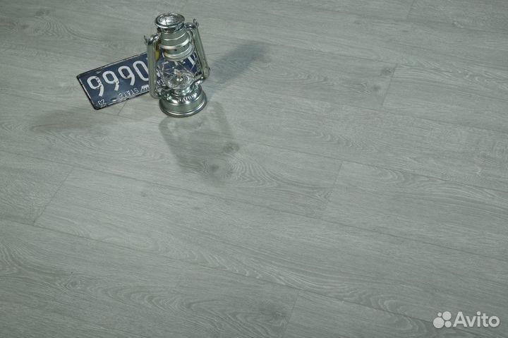 Кварц виниловый ламинат