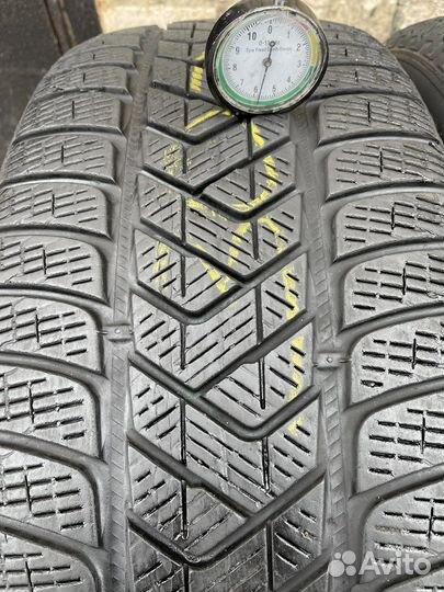 Pirelli Scorpion Winter 235/55 R19