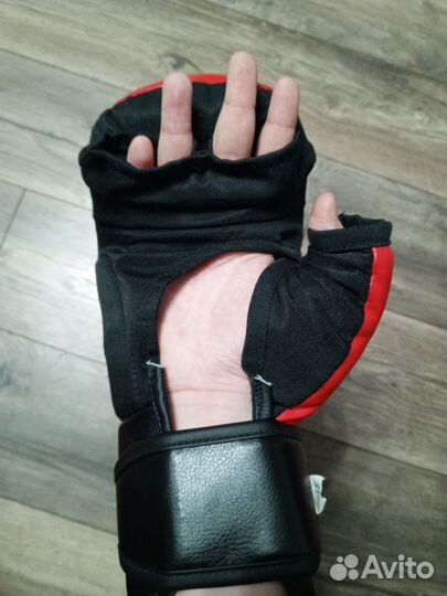 Боксерские перчатки 12 oz