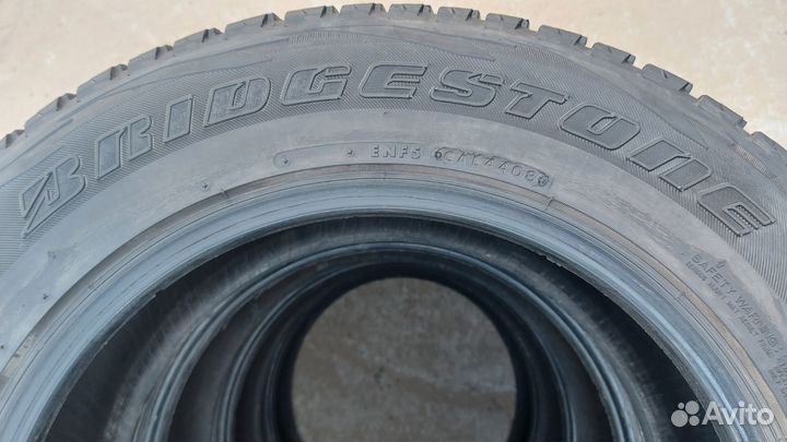 Bridgestone Blizzak DM-V1 225/65 R17