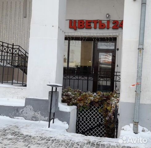 Продавец в ночную смену