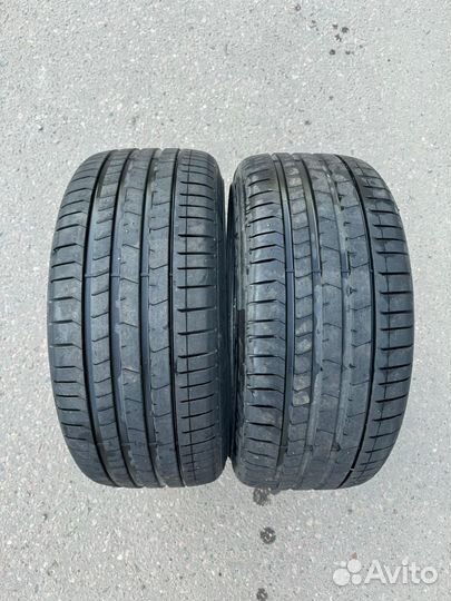 Pirelli P Zero PZ4 265/35 R20 99Y