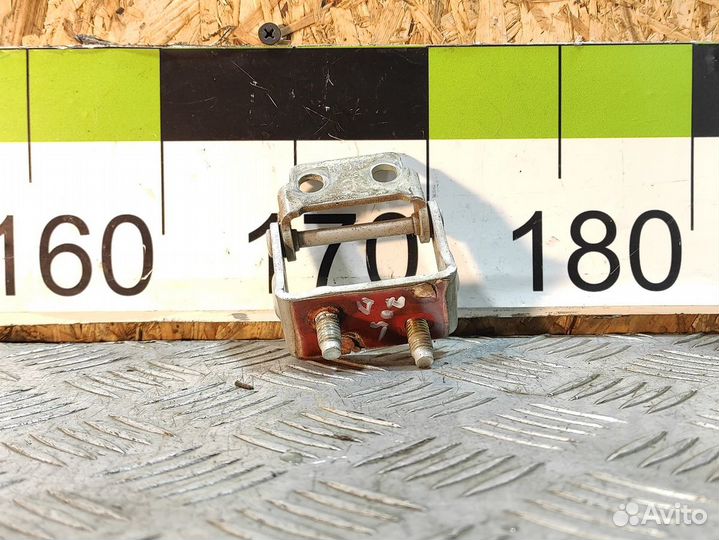 Петля багажника правая Byd F3 2006-2013