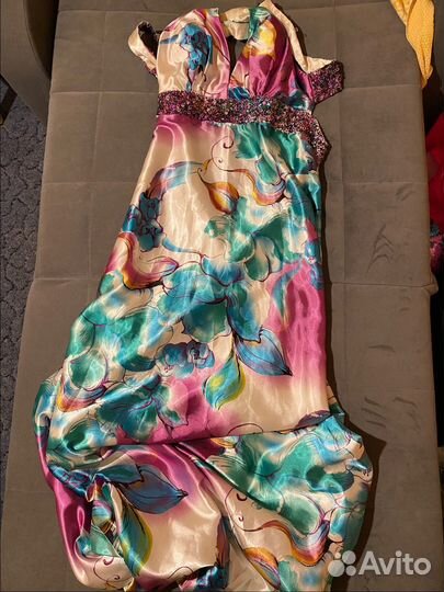 Вечернее платье