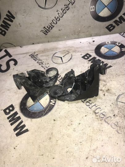 Крепление бампера переднее Bmw 3-Series E46 M54B22