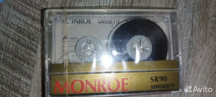 Аудиокассеты запечатанные monroe