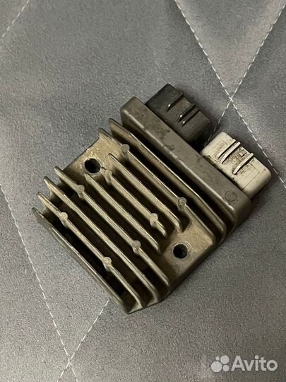 Реле зарядки FH020AA (5- контактное)