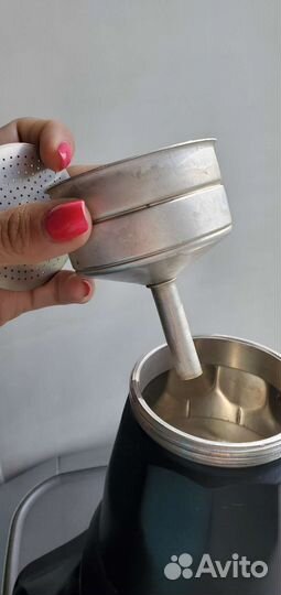 Гейзерная электрическая кофеварка