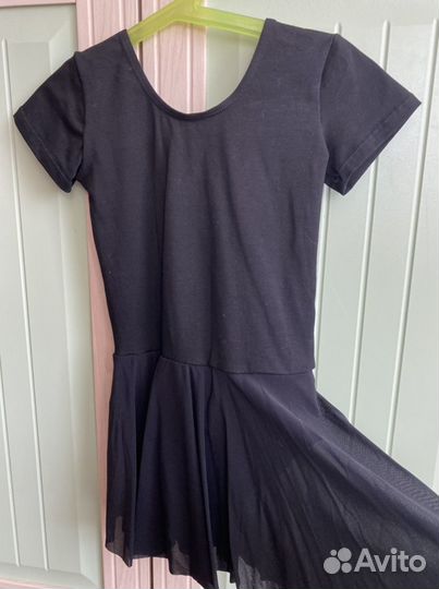 Гимнастический купальник с юбкой