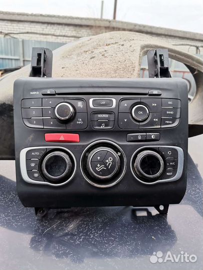 Блок управления печкой Ситроен С 4