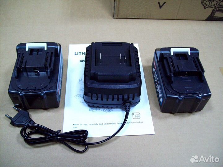 Воздуходувка аккумуляторная Макита с 2 акб