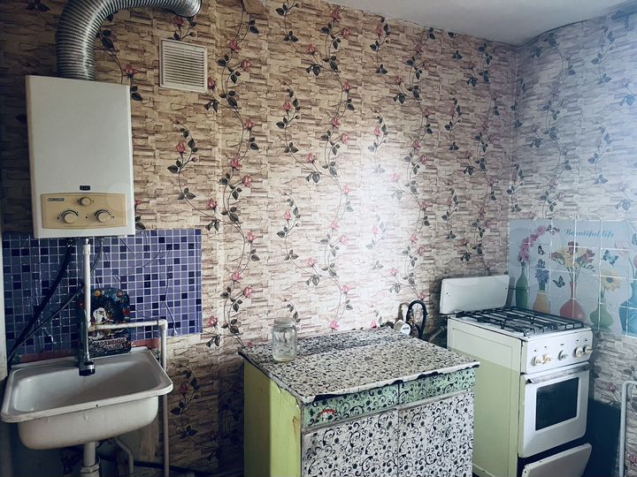 2-к. квартира, 52 м², 2/2 эт.