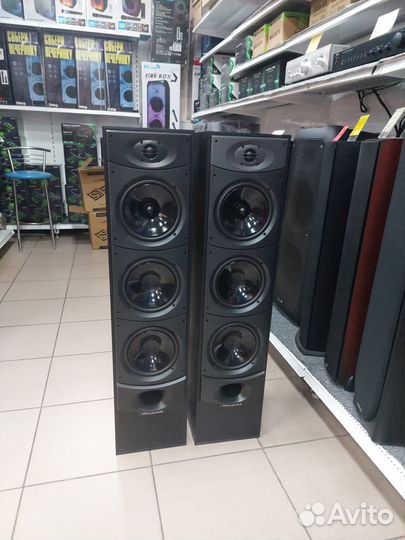 Напольная акустика Wharfedale Xarus 5000 2.0