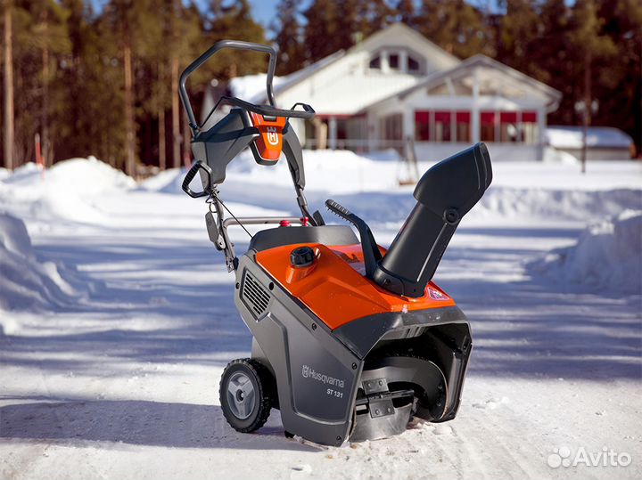Снегоуборщик Husqvarna ST 131