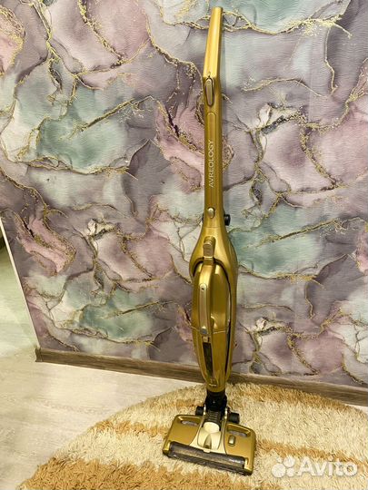 Ручной пылесос беспроводной