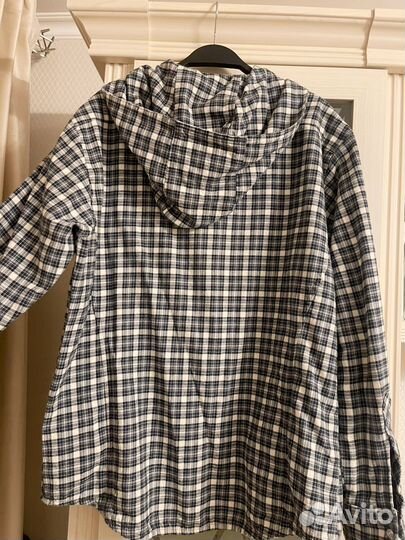 Рубашка kiton с капюшоном