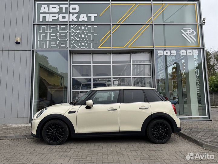 Прокат автомобиля Mini Cooper