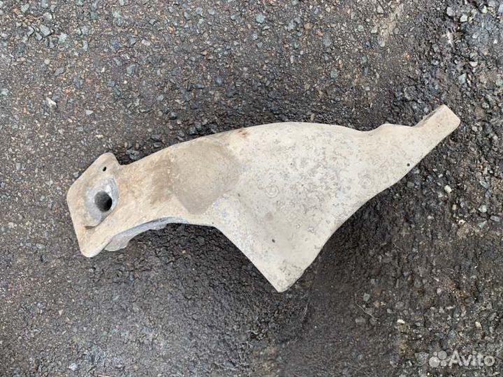 Кронштейн двигателя Bmw X6M E71 S63B44A 2009