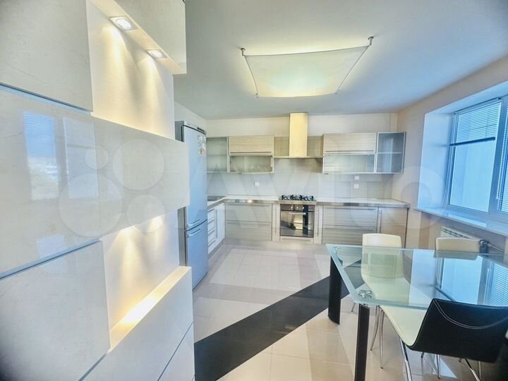 3-к. квартира, 73 м², 4/5 эт.